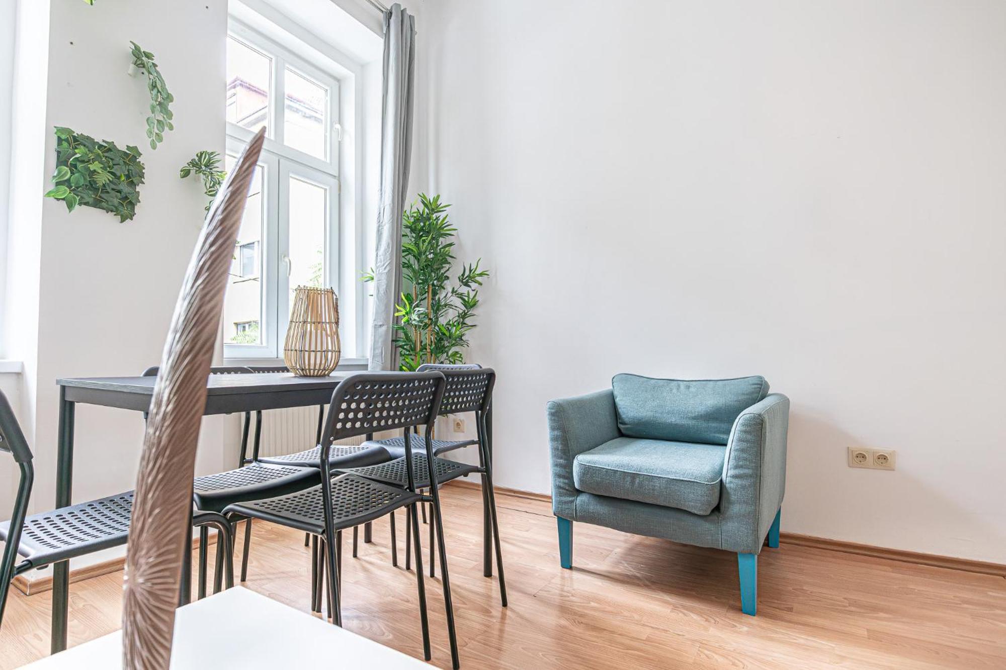 Breathtaking 2br Modern Design/near Schoennbrunn Vienna
